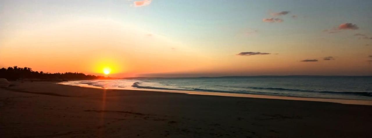 مبيت وإفطار إنهامبان Vista Do Mar المظهر الخارجي الصورة