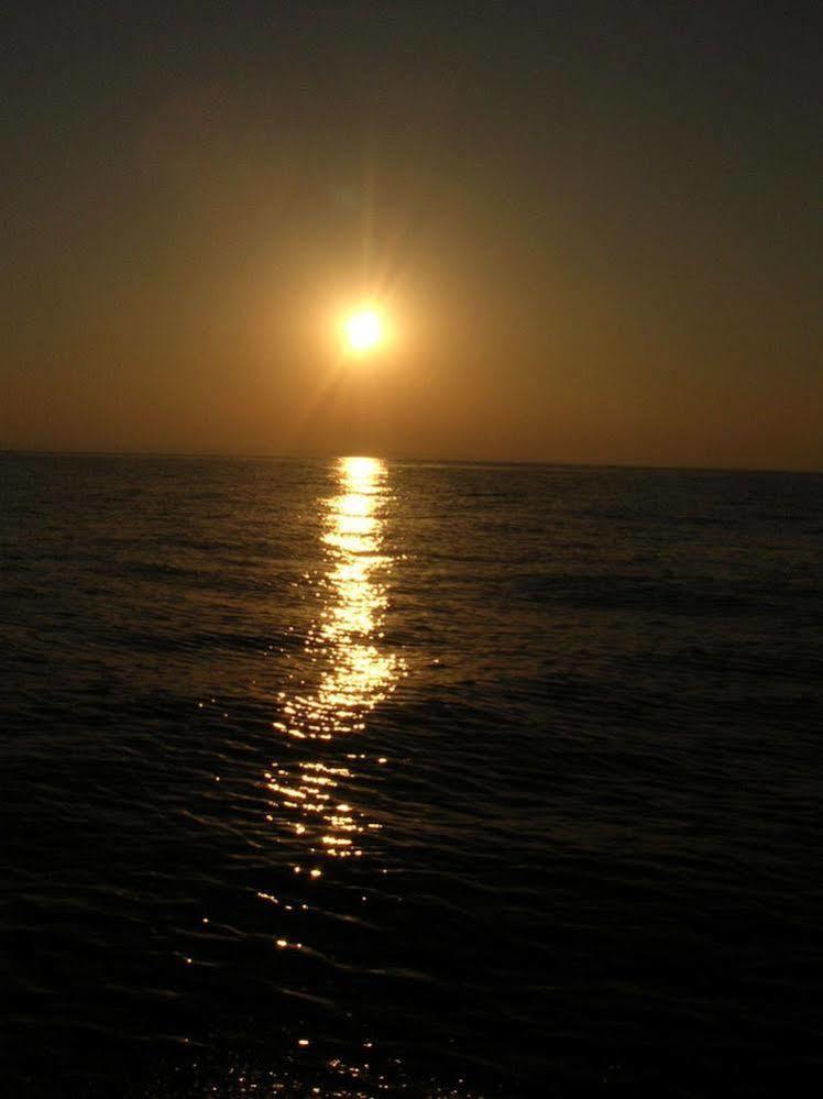 مبيت وإفطار إنهامبان Vista Do Mar المظهر الخارجي الصورة